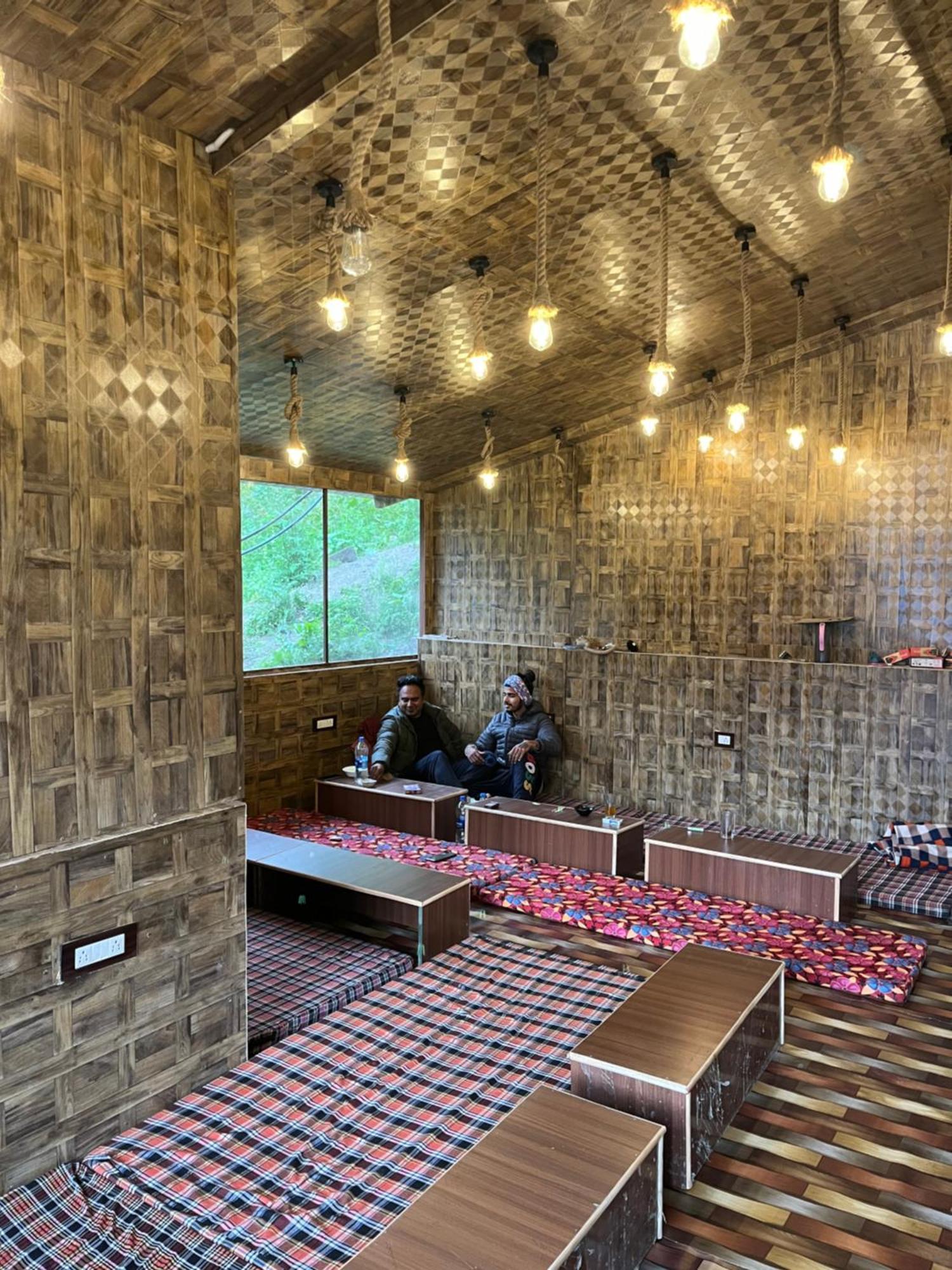 Yellowjackets Hostel Tosh Zewnętrze zdjęcie
